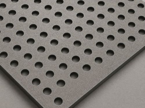 沖孔板是什麼？特色、功能與室內設計應用全解析